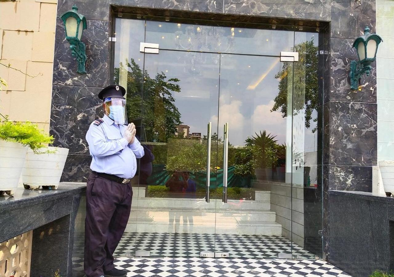 The Raj Vilas Агра Екстериор снимка